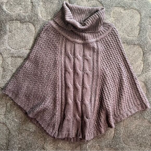 Sweaters - Chocolate brown knitted shaw 🤎 soft 🤎 great used condition 🤎 cowl neck